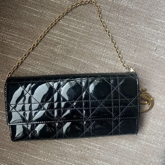 Christian Dior wallet on chain - Picture 1 of 5